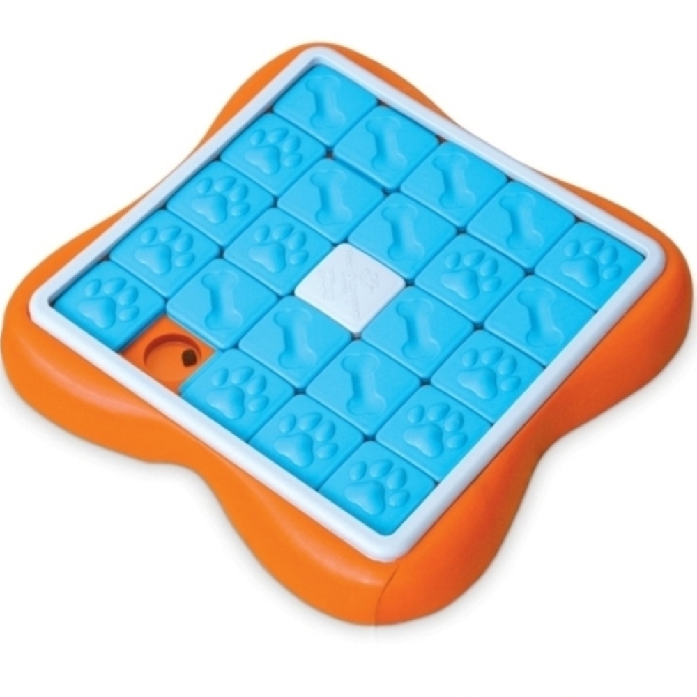 Outward Hound NIB Challenge Slider Level 3 Dog Puzzle Toy